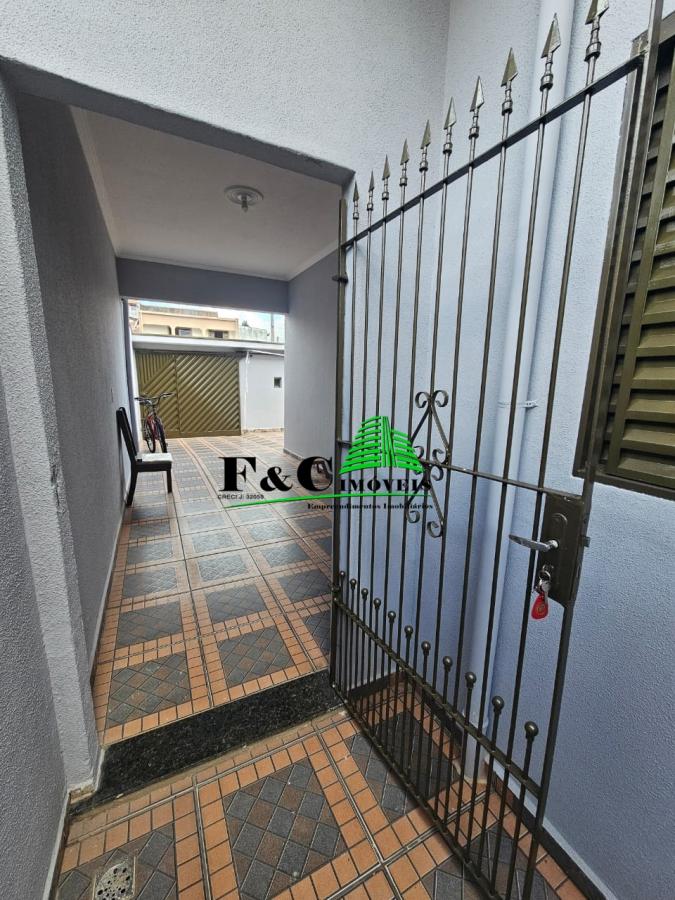 Casa à venda com 2 quartos, 140m² - Foto 18