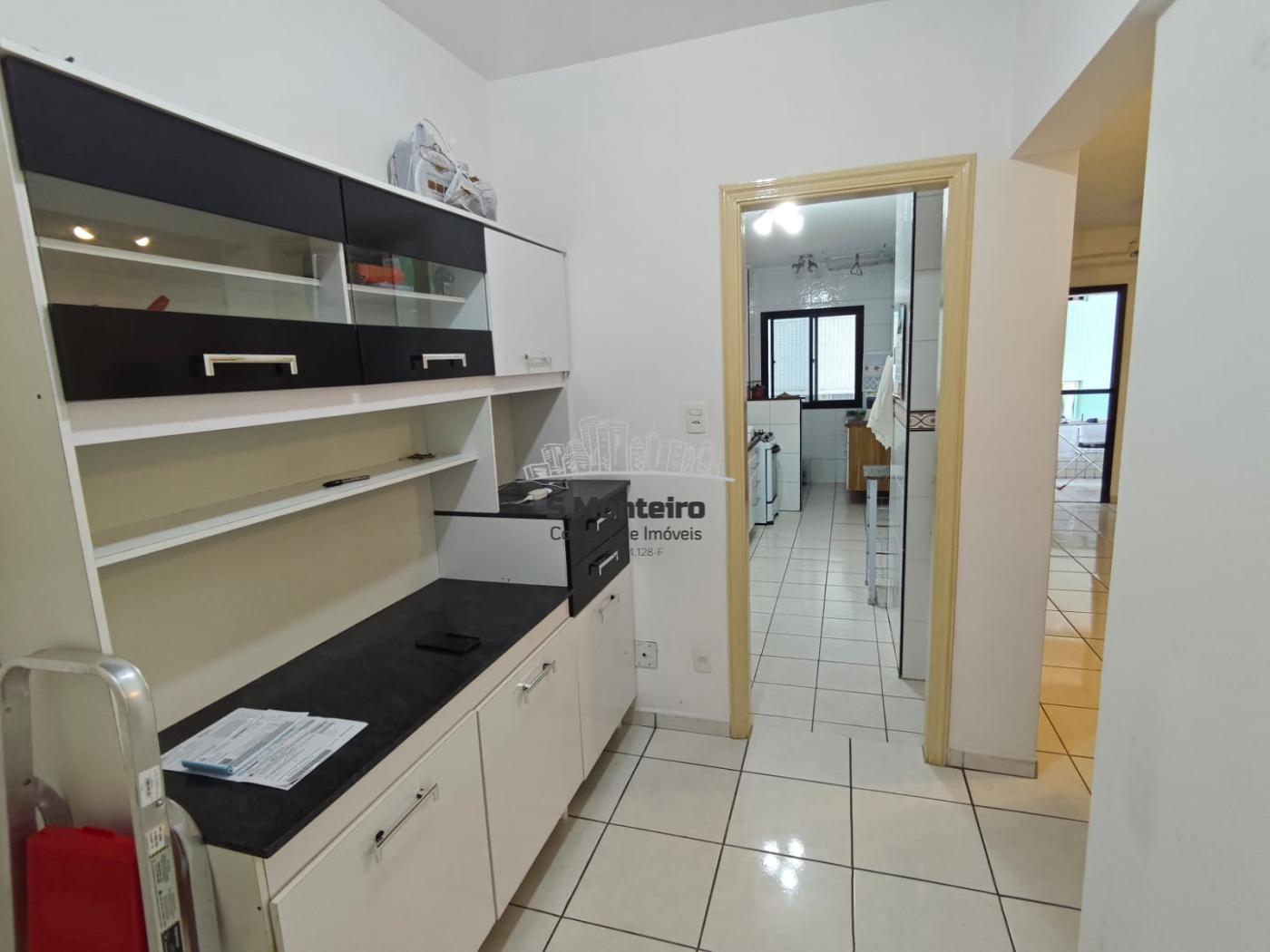 Apartamento à venda com 2 quartos, 76m² - Foto 9