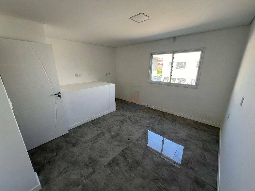 Sobrado à venda com 2 quartos, 157m² - Foto 12