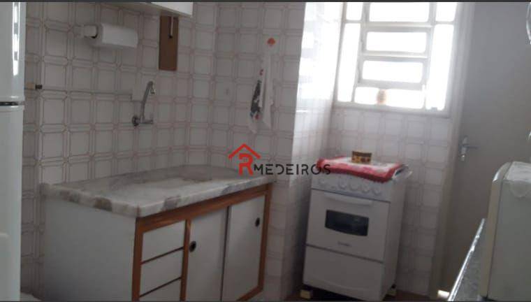 Apartamento à venda com 1 quarto, 50m² - Foto 4