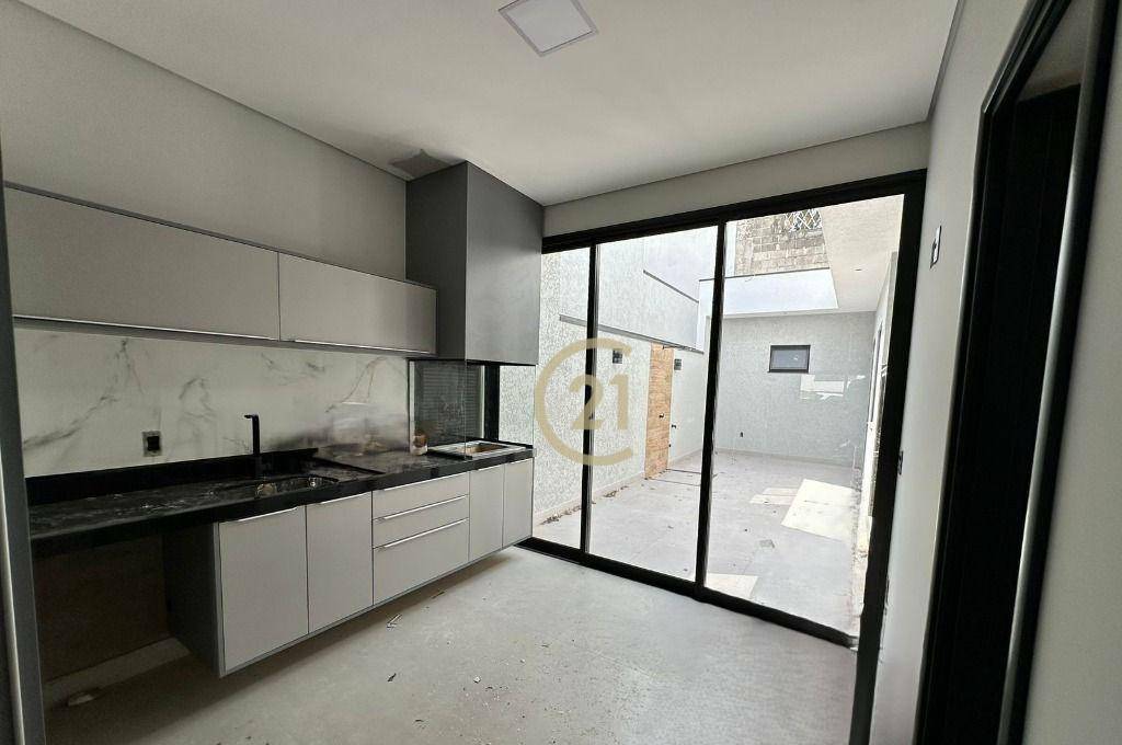 Casa de Condomínio à venda com 3 quartos, 135m² - Foto 3