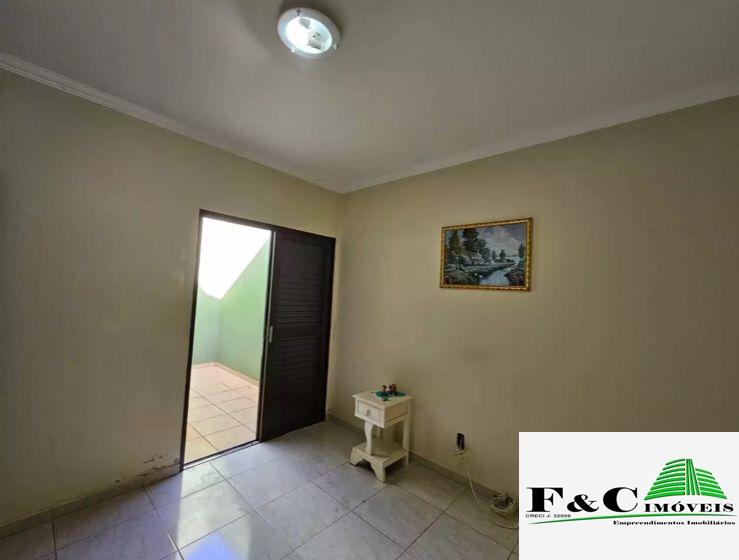 Casa à venda com 2 quartos, 250m² - Foto 15