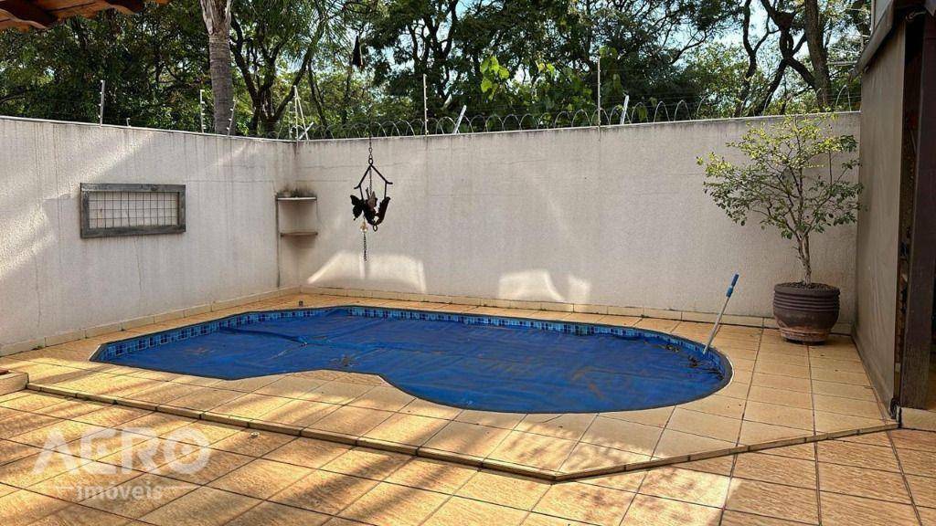 Casa de Condomínio à venda com 4 quartos, 420m² - Foto 12