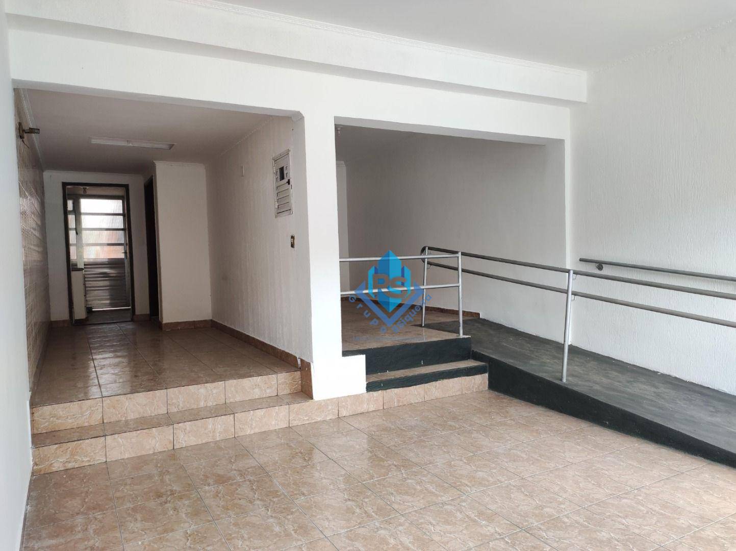 Loja-Salão para alugar, 236m² - Foto 1