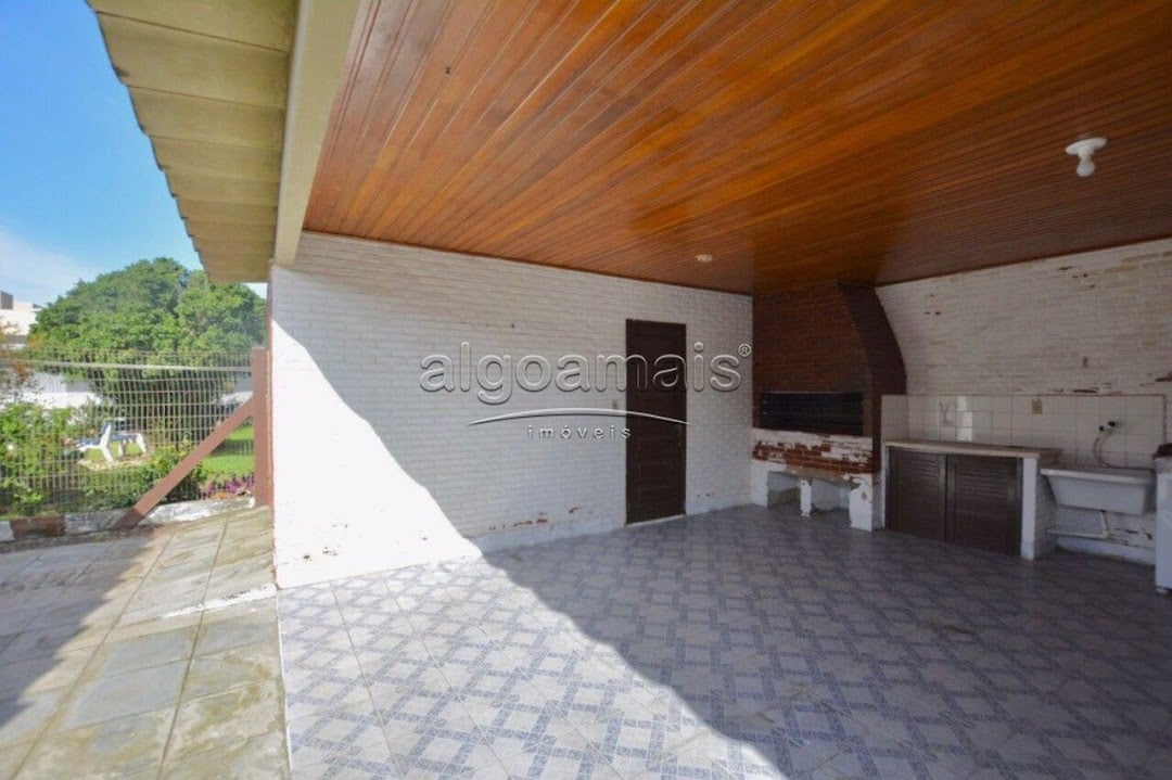 Casa à venda com 3 quartos, 210m² - Foto 18