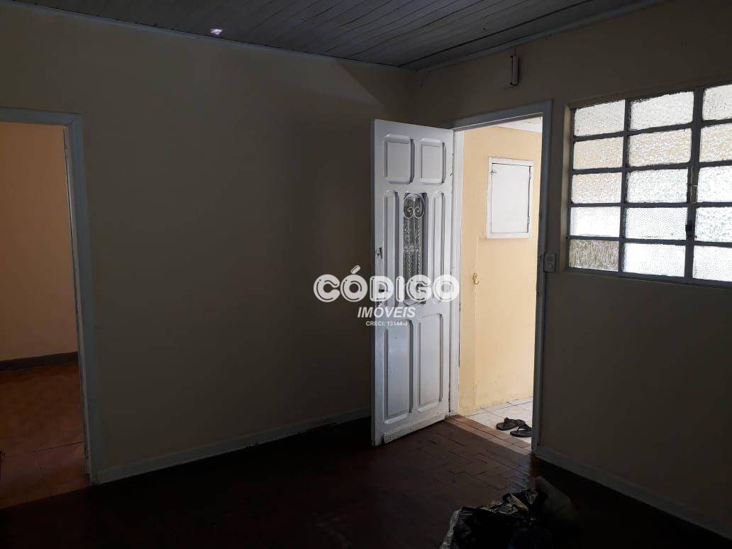 Casa à venda com 2 quartos, 60m² - Foto 5