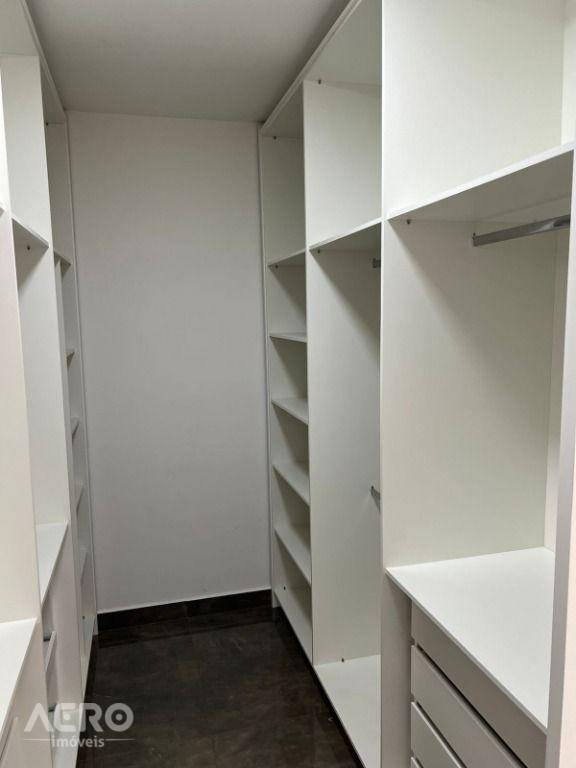 Casa de Condomínio para alugar com 2 quartos, 203m² - Foto 20