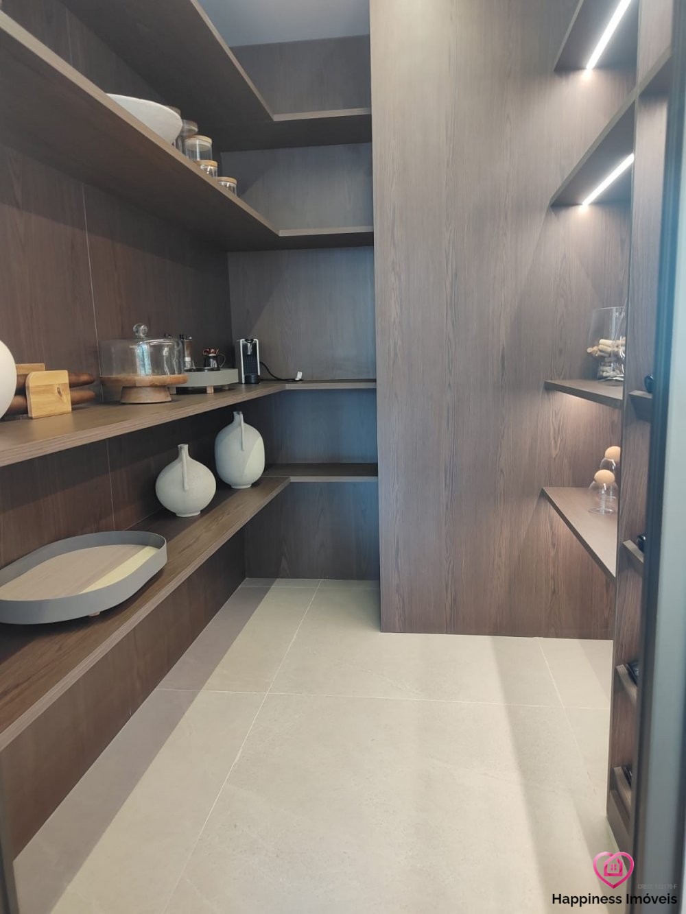 Apartamento à venda com 4 quartos, 172m² - Foto 7