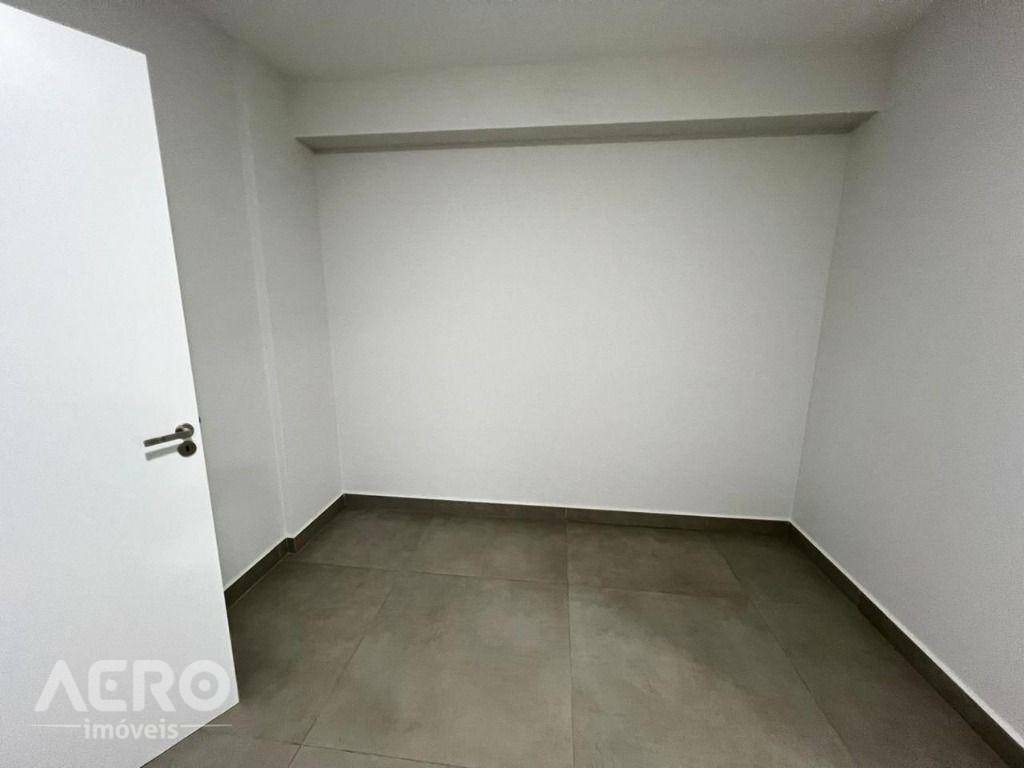 Apartamento à venda e aluguel com 3 quartos, 159m² - Foto 17