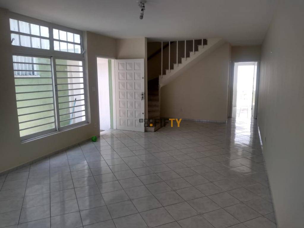 Sobrado para alugar com 4 quartos, 260m² - Foto 26