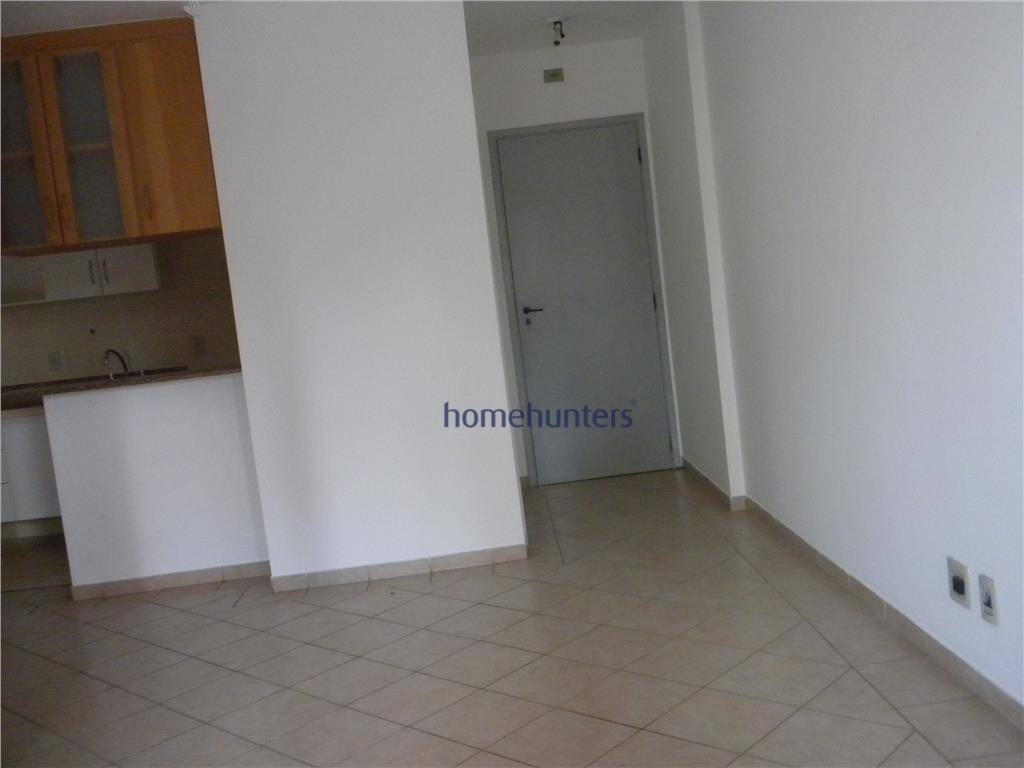 Apartamento para alugar com 1 quarto, 50m² - Foto 8