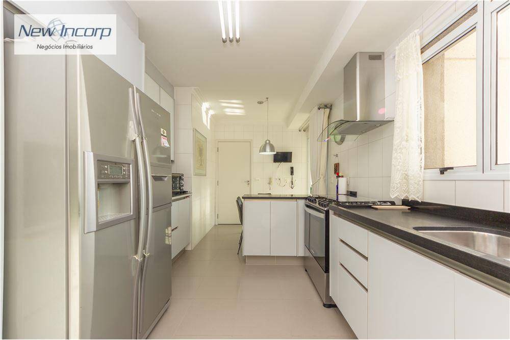 Apartamento à venda com 4 quartos, 236m² - Foto 10