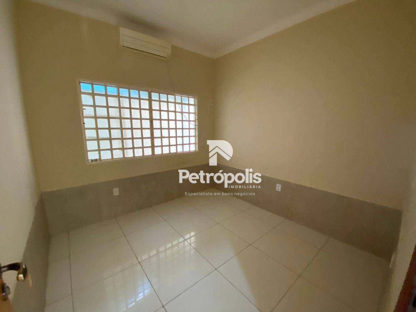 Casa à venda com 3 quartos, 190m² - Foto 15