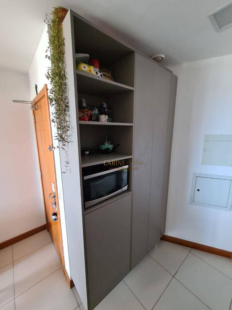 Apartamento para alugar com 1 quarto, 50m² - Foto 11