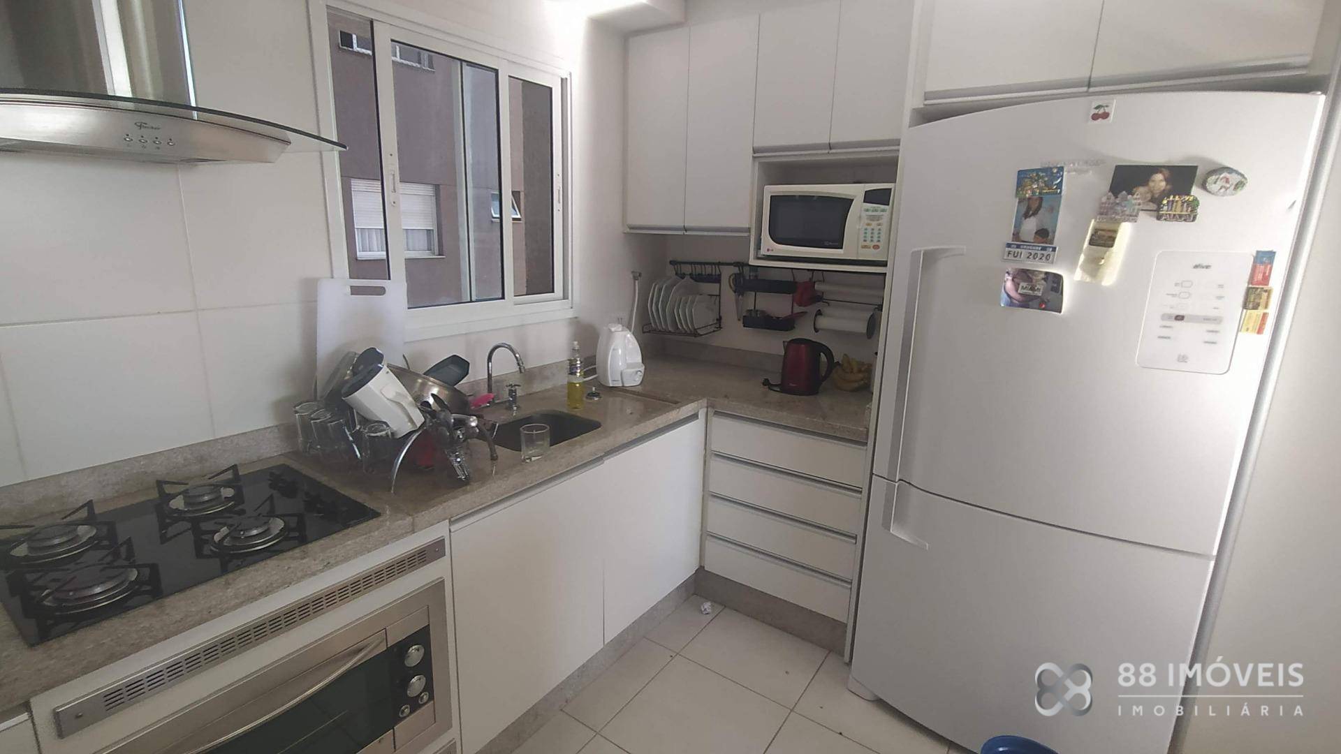 Apartamento à venda com 3 quartos, 91m² - Foto 15