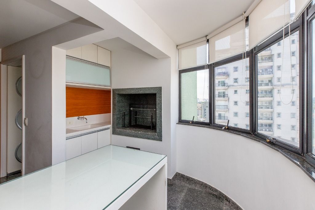 Apartamento à venda com 4 quartos, 255m² - Foto 22