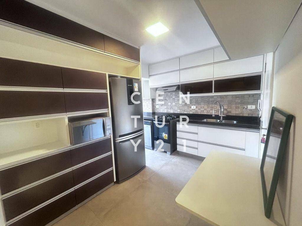 Apartamento para alugar com 2 quartos, 83m² - Foto 5