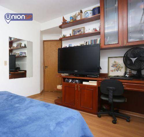 Apartamento à venda com 3 quartos, 125m² - Foto 7