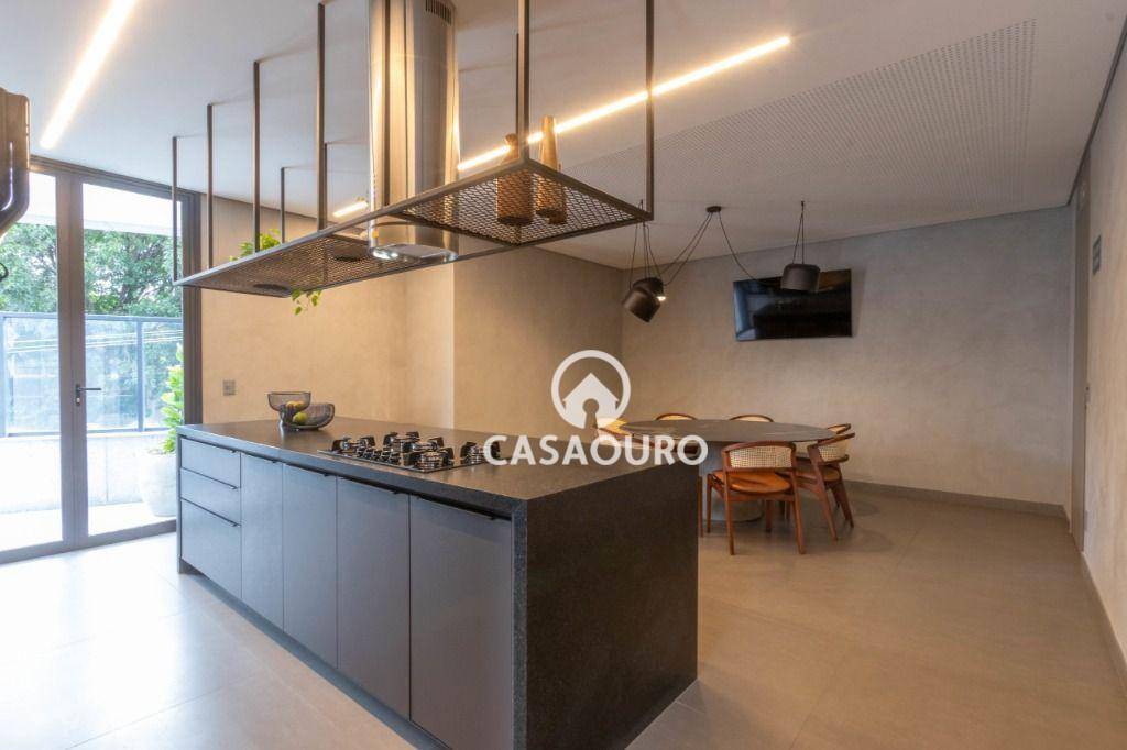 Apartamento à venda com 4 quartos, 150m² - Foto 7