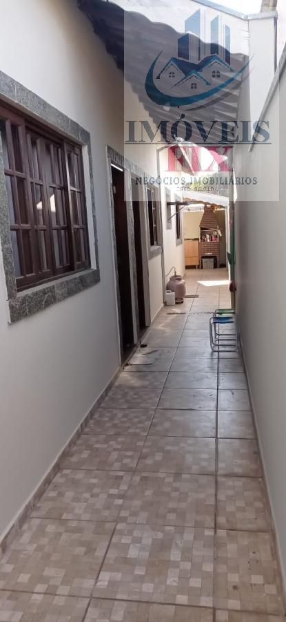 Casa à venda com 2 quartos, 90m² - Foto 24