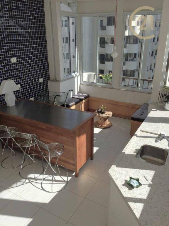 Cobertura à venda e aluguel com 3 quartos, 230m² - Foto 11