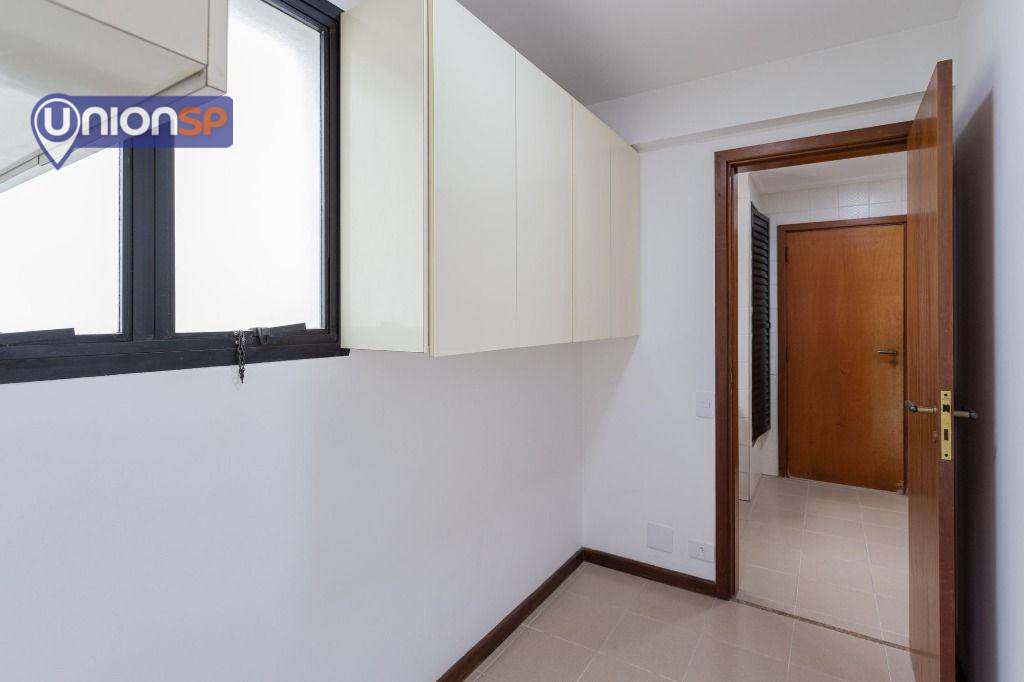 Apartamento à venda com 3 quartos, 184m² - Foto 31