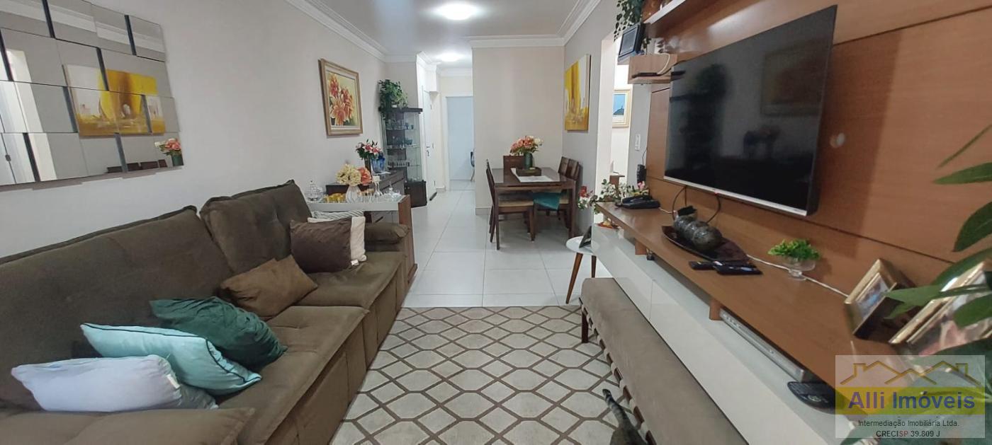 Apartamento à venda com 3 quartos, 136m² - Foto 1