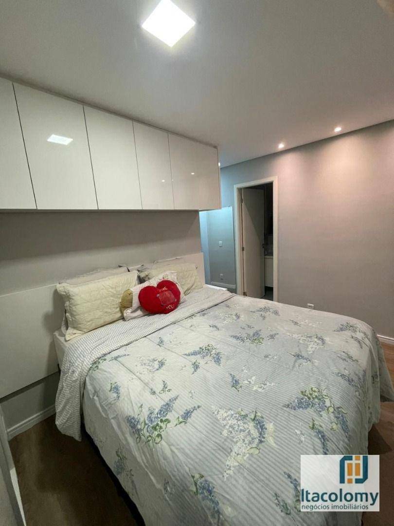 Apartamento à venda com 3 quartos, 71m² - Foto 20