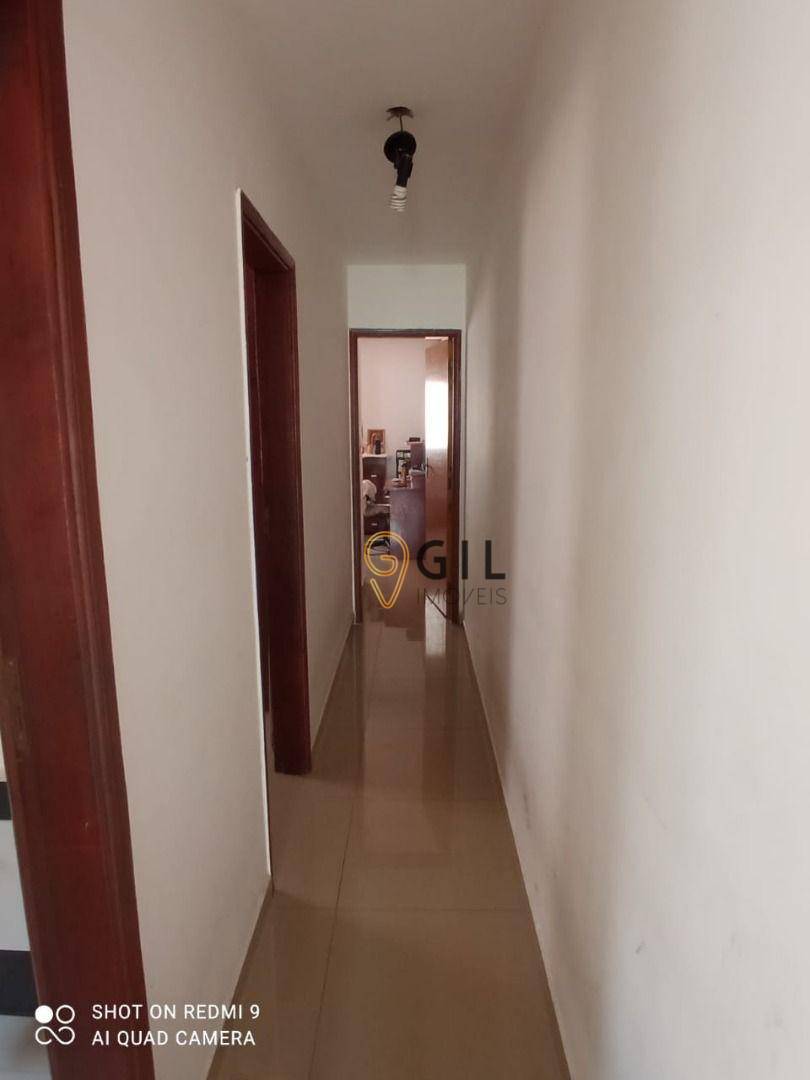 Casa à venda com 2 quartos, 133m² - Foto 13