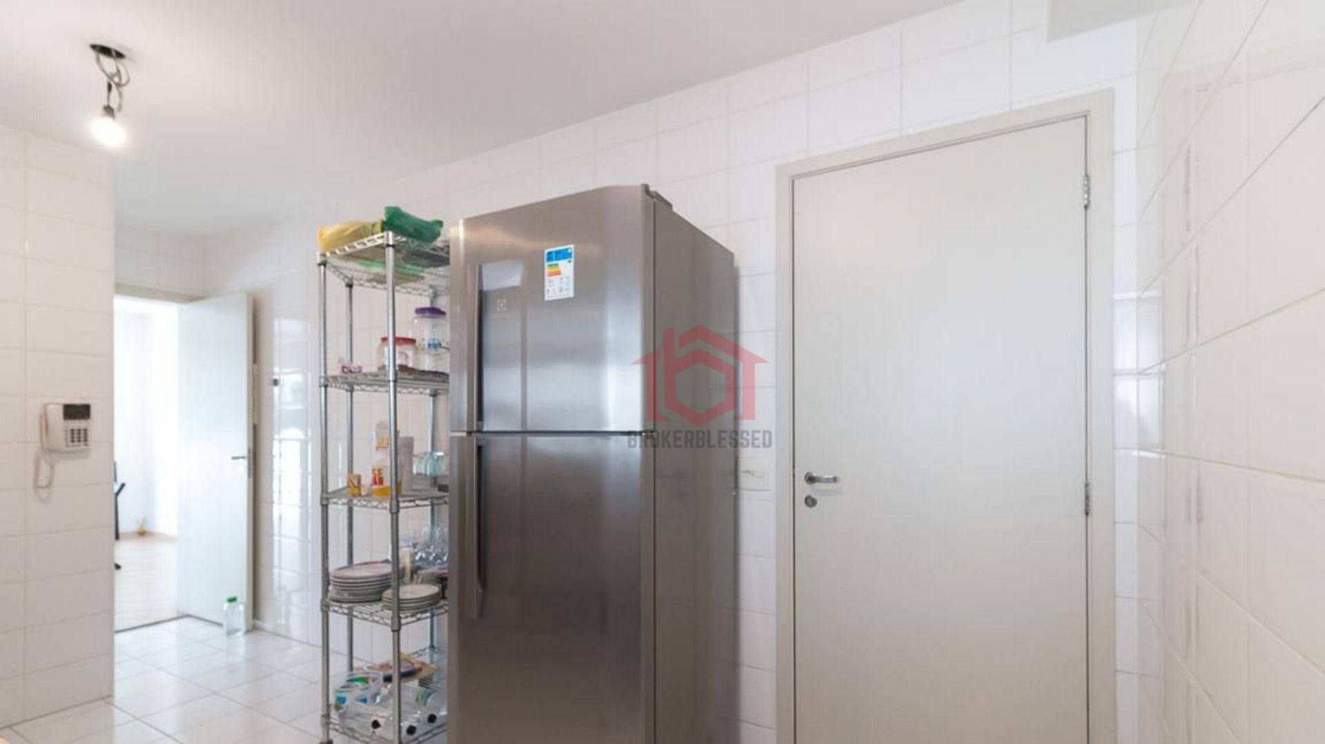 Apartamento à venda com 3 quartos, 128m² - Foto 13