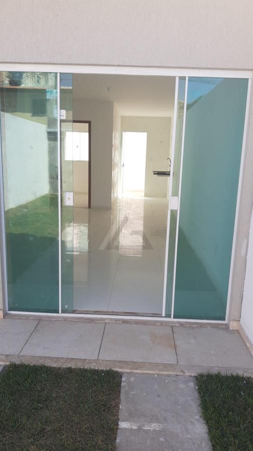 Casa à venda com 3 quartos, 88m² - Foto 3