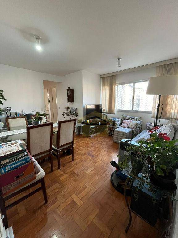 Apartamento à venda com 2 quartos, 70m² - Foto 3