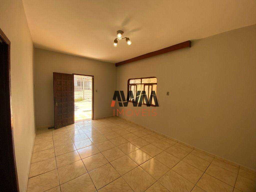 Casa à venda com 3 quartos, 193m² - Foto 5