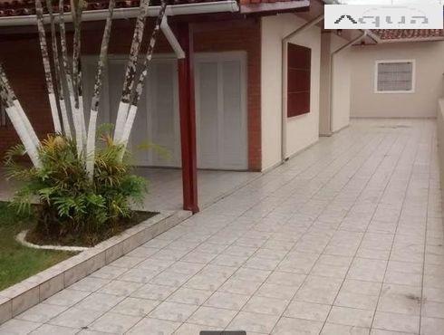 Casa à venda com 3 quartos, 600m² - Foto 3