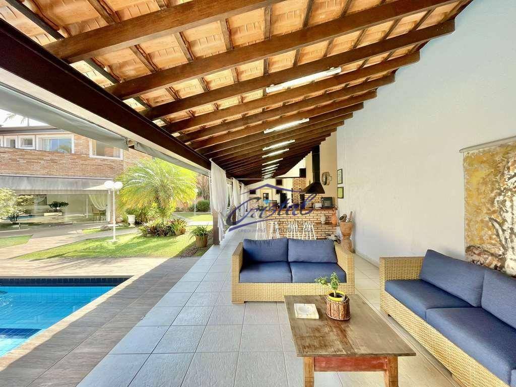 Casa de Condomínio à venda com 4 quartos, 800m² - Foto 1