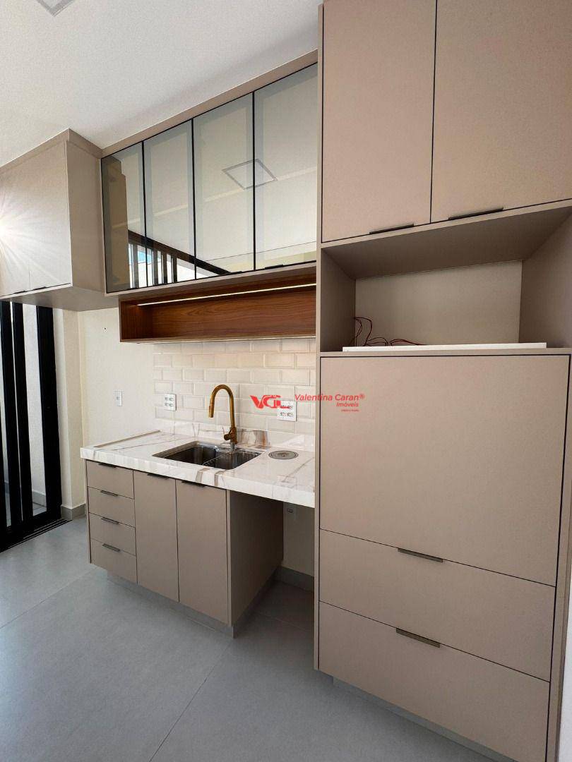Casa de Condomínio à venda com 3 quartos, 195m² - Foto 4