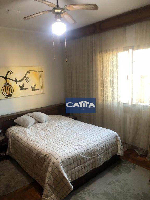 Sobrado à venda com 4 quartos, 250m² - Foto 11