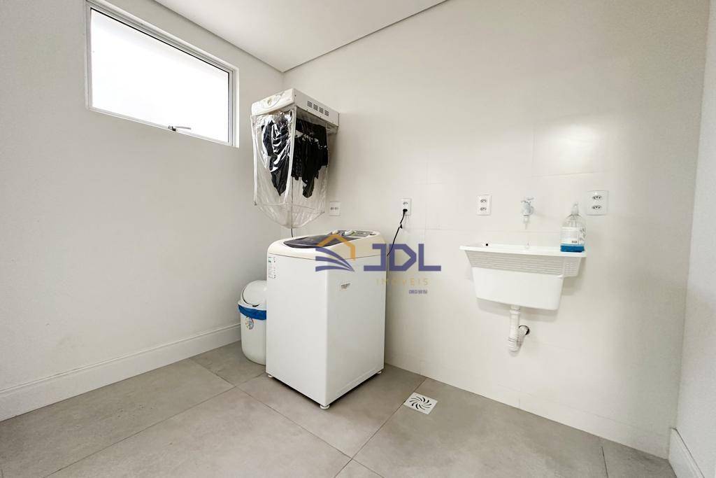 Apartamento à venda com 3 quartos, 189m² - Foto 16