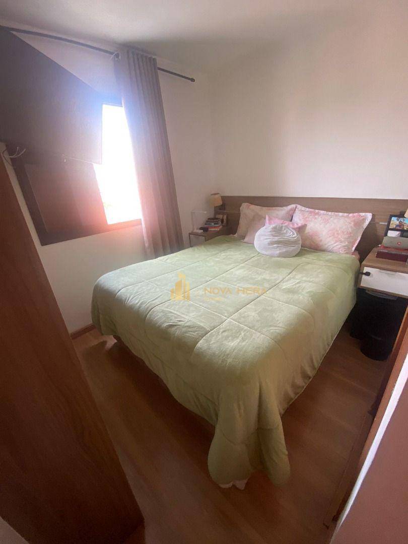 Apartamento à venda com 2 quartos, 75m² - Foto 12