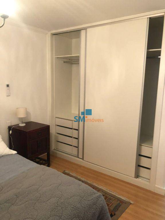 Apartamento para alugar com 3 quartos, 240m² - Foto 19