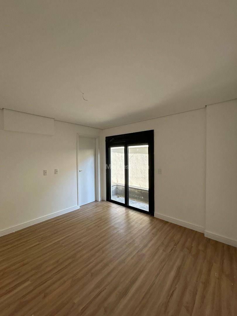 Apartamento à venda com 3 quartos, 177m² - Foto 22