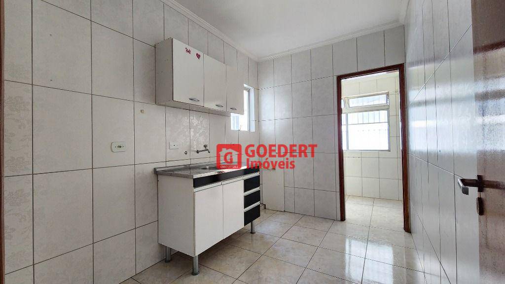 Apartamento para alugar com 1 quarto, 50m² - Foto 4