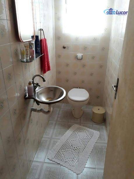 Casa à venda com 4 quartos, 195m² - Foto 17