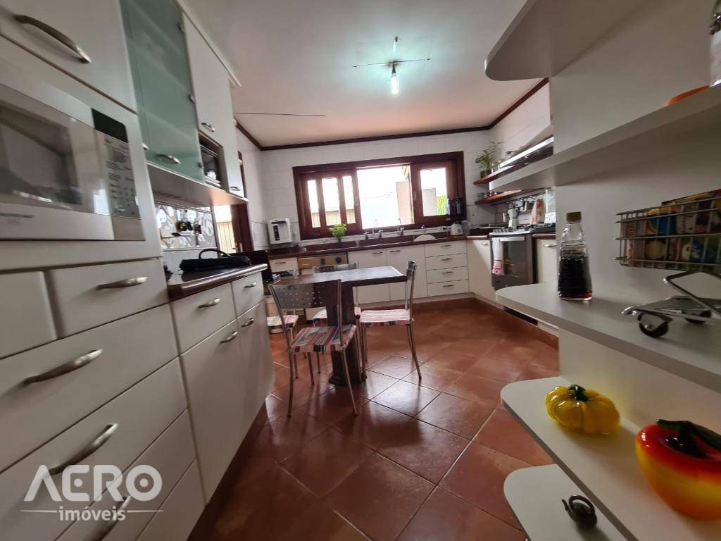 Casa à venda com 3 quartos, 279m² - Foto 36