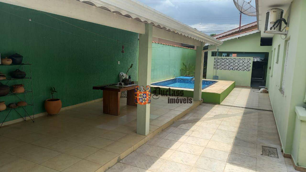 Casa à venda com 2 quartos, 207m² - Foto 4