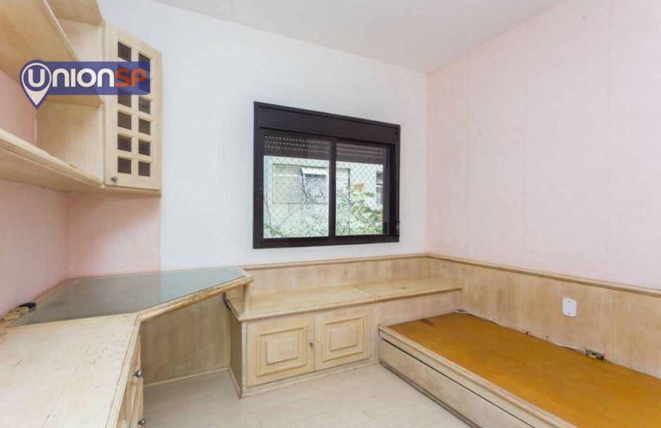 Apartamento à venda com 3 quartos, 197m² - Foto 11