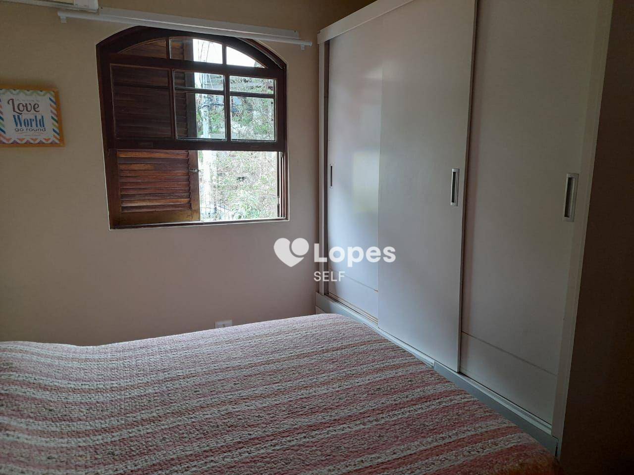 Casa à venda com 4 quartos, 156m² - Foto 16