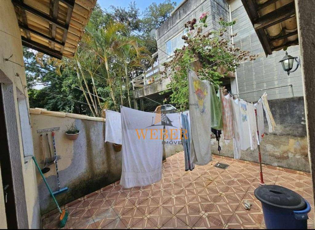 Casa de Condomínio à venda com 3 quartos, 250m² - Foto 60