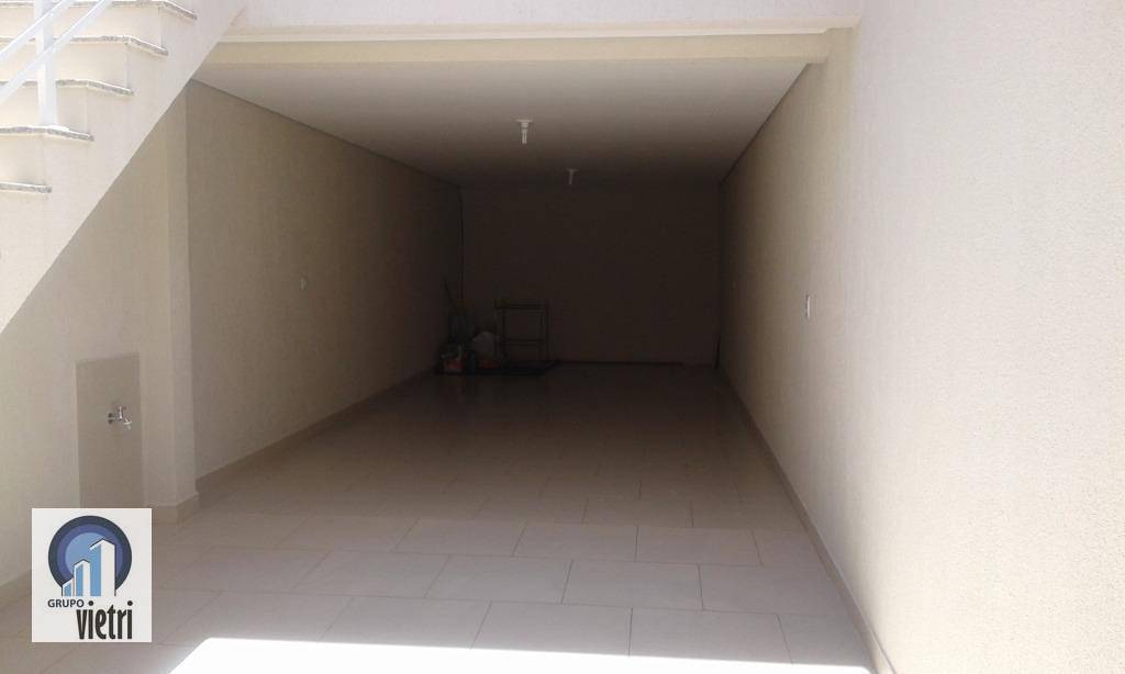 Sobrado à venda com 3 quartos, 180m² - Foto 2