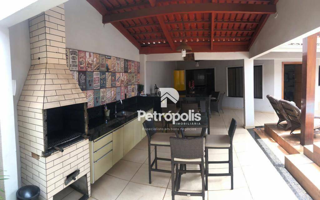 Casa à venda com 3 quartos, 190m² - Foto 13